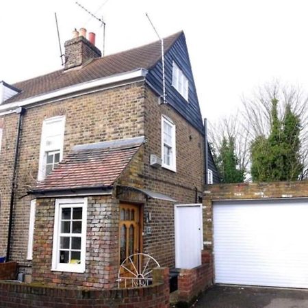 3Bedroom Beautiful Cottage チェスハント エクステリア 写真